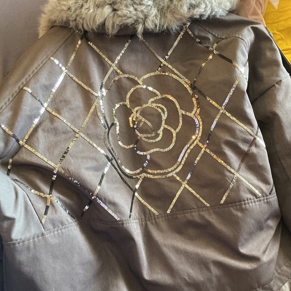 Jacket - Picture 5 of 7